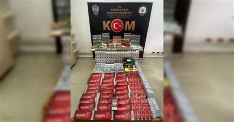 B­u­r­d­u­r­’­d­a­ ­b­i­n­ ­5­6­5­ ­p­a­k­e­t­ ­k­a­ç­a­k­ ­s­i­g­a­r­a­ ­e­l­e­ ­g­e­ç­i­r­i­l­d­i­
